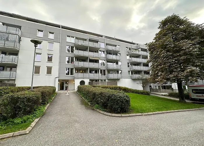 Fin Og Romslig Midt I Byen *