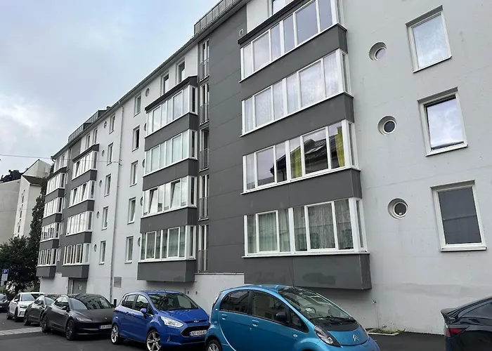 דירה Fin Og Romslig Midt I Byen *