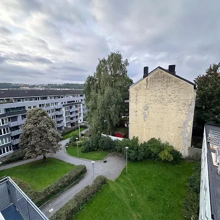 Fin Og Romslig Midt I Byen Leilighet Oslo